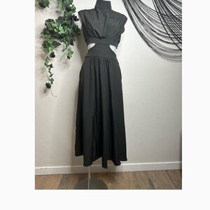 Elegant Black Maxi Dress